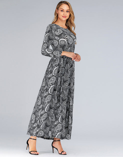 Modest Dress with Round Neck and Long Sleeves for Muslim Women